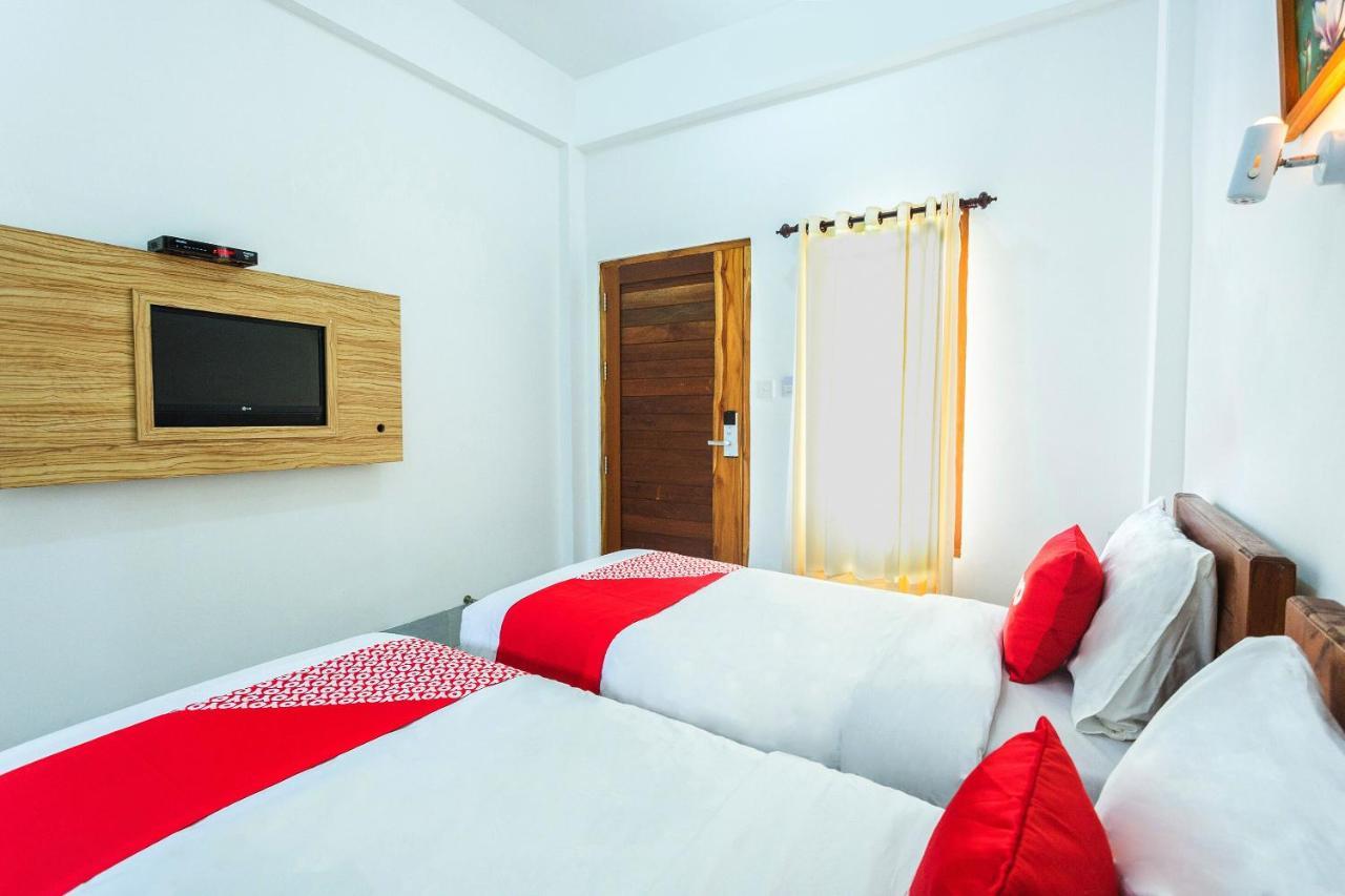 Oyo 2408 Bc Inn Mangsit Екстер'єр фото